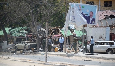 ソマリア首都で爆発攻撃、18人死亡 シャバブが犯行声明