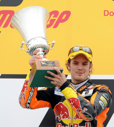 カリオ 英国GP・250ccクラス制す