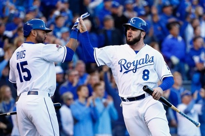 ロイヤルズが本拠地2連勝、7回一挙5得点で逆転!