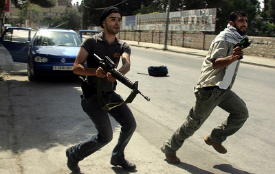 西岸でファタハ系武装組織がハマス系テレビ局を襲撃