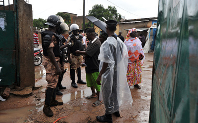 マリで大統領選の決選投票、豪雨で投票率低下か