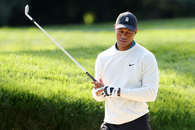 厳しいリハビリ続けるウッズ、競技復帰の可能性語らず