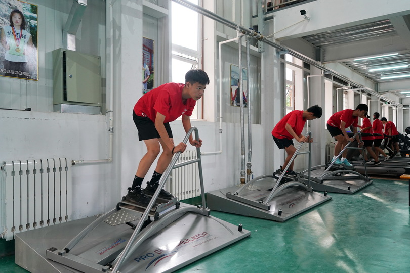 学校で冬季スポーツ選手の育成を推進 中国 河北省 写真5枚 国際ニュース Afpbb News 学校で冬季スポーツ選手の育成を推進 中国 河北省 写真5枚 国際ニュース Afpbb News