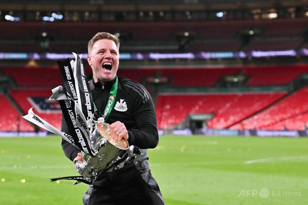 ニューカッスルがEFL杯優勝 リバプール破り56年ぶりタイトル