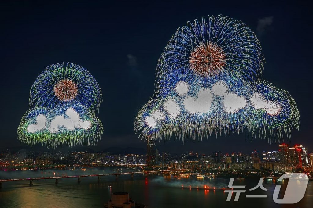 ソウル世界花火大会前にホテル価格高騰…最高130万円 写真枚 国際