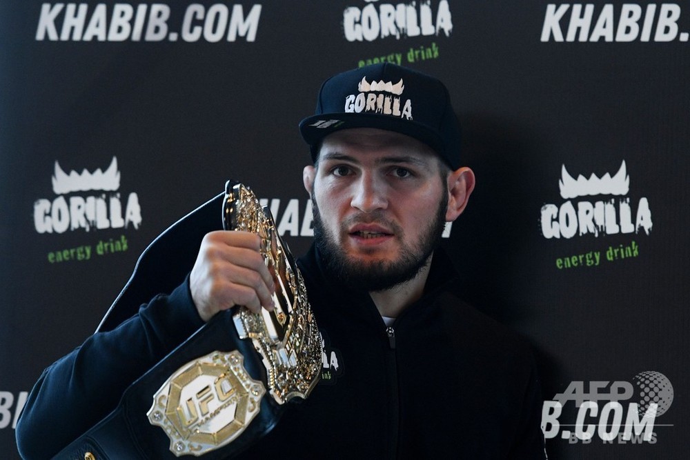 UFC王者ヌルマゴメドフ、メイウェザーとの対決実現へ再び意欲 写真4枚