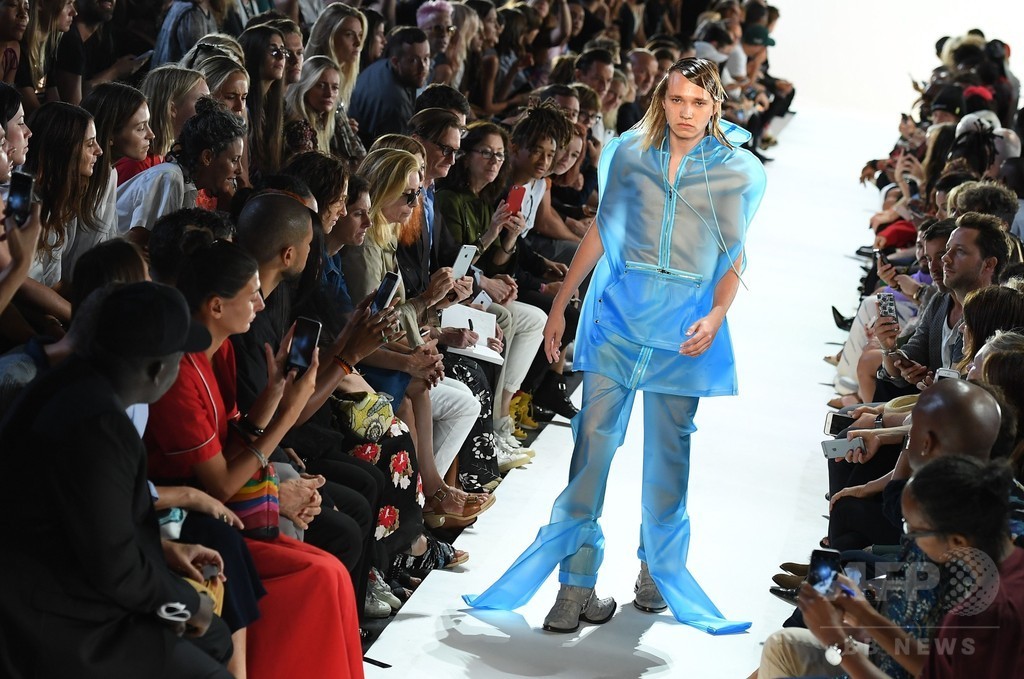 「フード・バイ・エアー」17年春夏