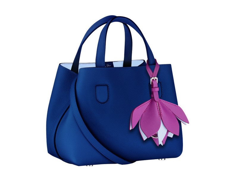 日本限定バッグ「ディオール ブロッサム」、新色を発売