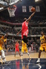 14-15NBA、インディアナ・ペイサーズ対ヒューストン・ロケッツ。得点を狙うヒューストン・ロケッツのジェームス・ハーデン（2015年3月23日撮影）。(c)AFP/Getty Images/NBAE/Ron Hoskins