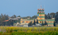 シチリア（Sicily）島のシゴネラ（Sigonella）基地から発進するデンマーク軍のF16戦闘機（2011年3月21日撮影、資料写真）。(c)AFP/MARIO LAPORTA