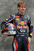 メルボルン（Melbourne）で開催された12F1開幕戦オーストラリアGP（Australian Grand Prix 2012）で写真撮影が行われ、各チームのドライバーが参加した。

セバスチャン・ベッテル（Sebastian Vettel）／レッドブル（Red Bull）

誕生日：1987/07/03
通算優勝回数：21
通算獲得ポイント：773
グランプリ出走回数：81
ポールポジション獲得回数：30
表彰台：36
F1初出走：2007年米国GP
最高成績：優勝
2011年総合成績：1位

2008年のイタリアGPで初優勝を飾ったベッテルは、09年に4勝を記録し躍進を果たすと、10年は23歳で史上最年少世界王者に輝き、11年シーズンにはポールポジション獲得15回、優勝11回で史上最年少2連覇を達成した。

ポーズをとるセバスチャン・ベッテル（2012年3月15日撮影）。(c)AFP/Paul CROCK