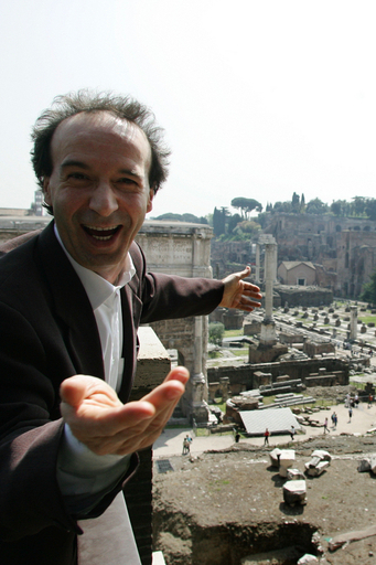 ロベルト・ベニーニ ショー「TuttoDante」を前にローマ市内を訪れる - イタリア