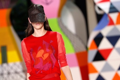 「アクリス」18年春夏