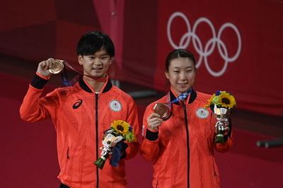 【写真特集】銅メダルを獲得した渡辺/東野組 バドミントン混合ダブルス