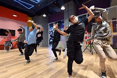 【今日の1枚】TWICEみたいに踊りたい！ インドネシア