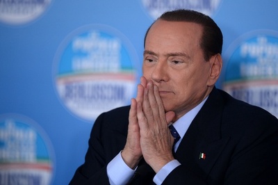 ベルルスコーニ元伊首相、心臓手術へ 発作で「死の危険あった」