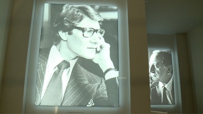 動画：マラケシュからパリへ、イヴ・サンローランの創作プロセス