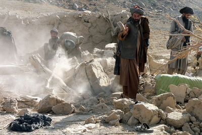 アフガニスタン南部で米軍が結婚式会場を空爆か 36人死亡