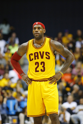 レブロンが腰痛でプレシーズン欠場か、キャブスのロスターが危機的状況に