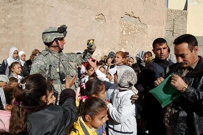 イラク北部の市場で爆発、21人死亡