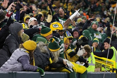 ロジャース復帰のパッカーズ勝利、バッカニアーズは痛恨の連敗