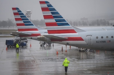 米政府閉鎖5週目、航空ネットワーク破綻の恐れ 航空労組が警鐘