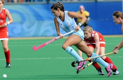 アルゼンチン対英国は2-2の引き分け