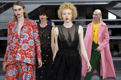 「メゾン・ラビ・カイルー」18/19年秋冬パリ・オートクチュール