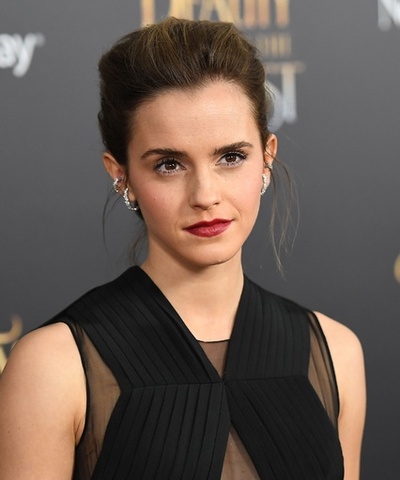 エマ･ワトソンさん、私的写真流出で法的措置へ