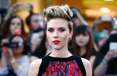 S・ヨハンソンさん、仏パリにポップコーン店オープンへ