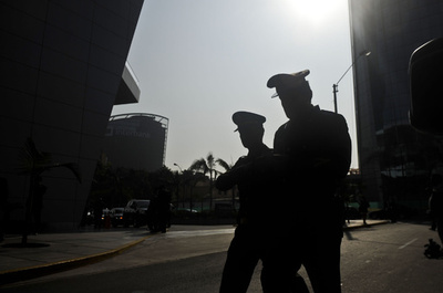 14歳少女、母親殺し遺体と同居2か月 ペルー