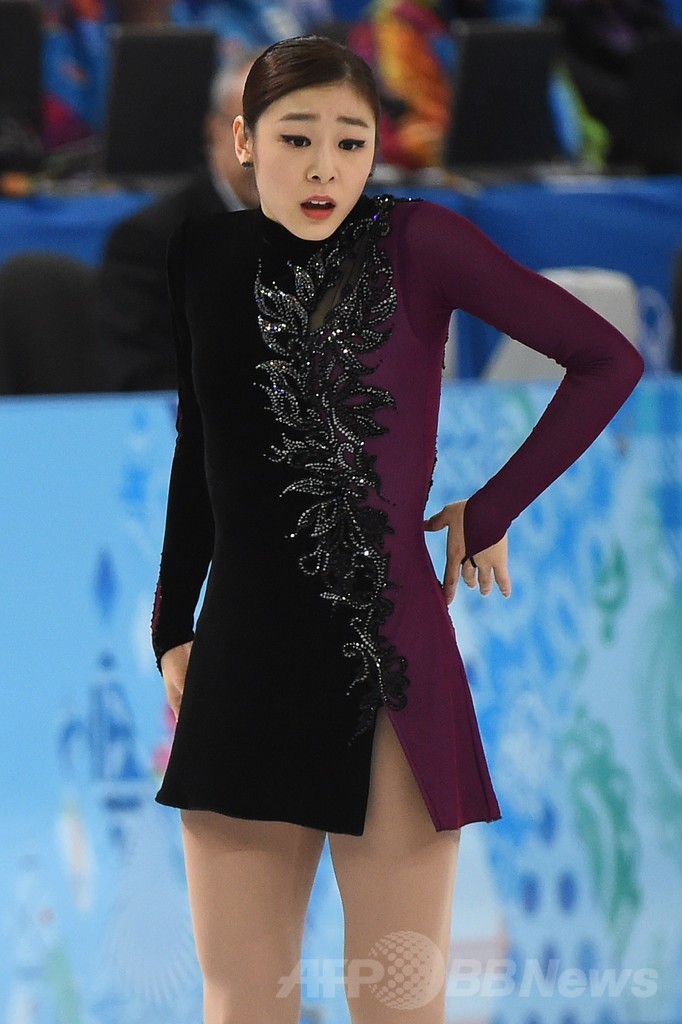 フィギュア女子シングルで2位のキム・ヨナ、ソチ五輪