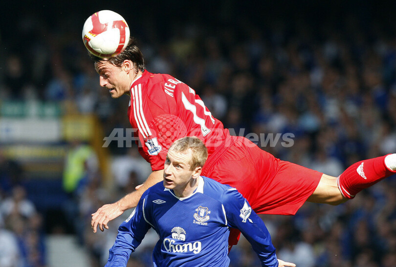 リバプール トーレスの2得点でマージーサイド・ダービーを制す