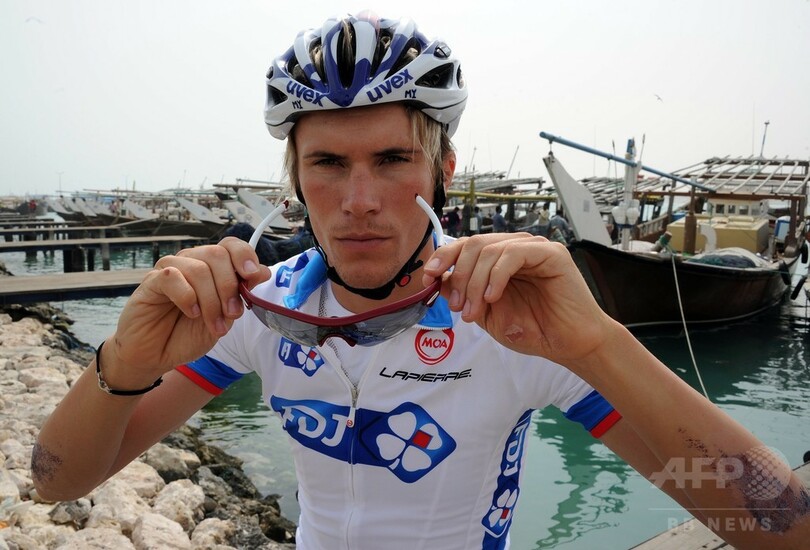 仏自転車レーサー、練習中にナイフとバットで襲撃される