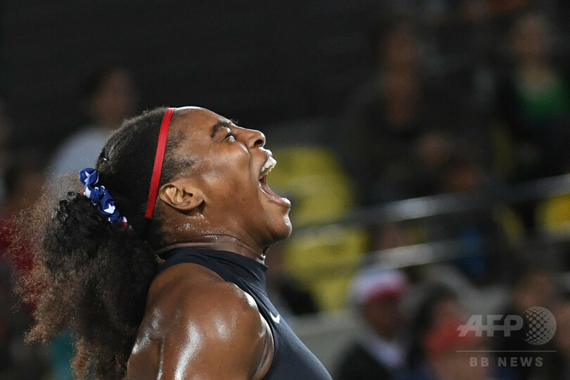 セレーナが苦手のコルネに勝利、通算5個目の金メダルに望みつなぐ