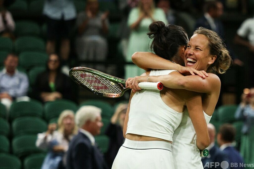 謝淑薇が4度目のウィンブルドン女子複制覇 ストリコバとのペアで