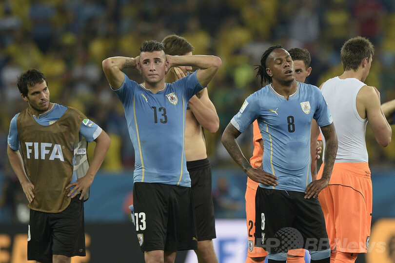 ロドリゲスが活躍みせたコロンビア、スアレス不在のウルグアイ撃破
