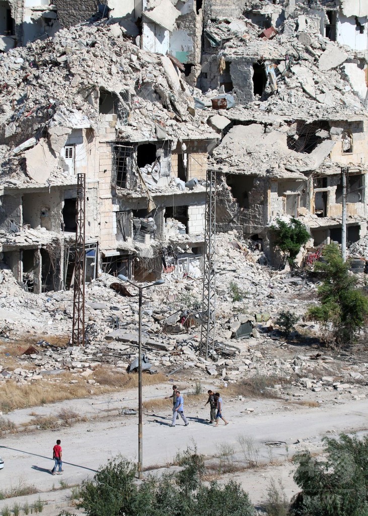 シリア・アレッポ、反体制派の砲撃で28人死亡 政権側と戦闘激化