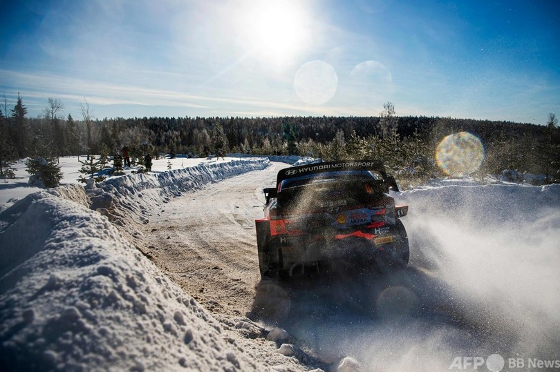 タナックが雪氷の王者に 初開催のアークティック・ラリー制す