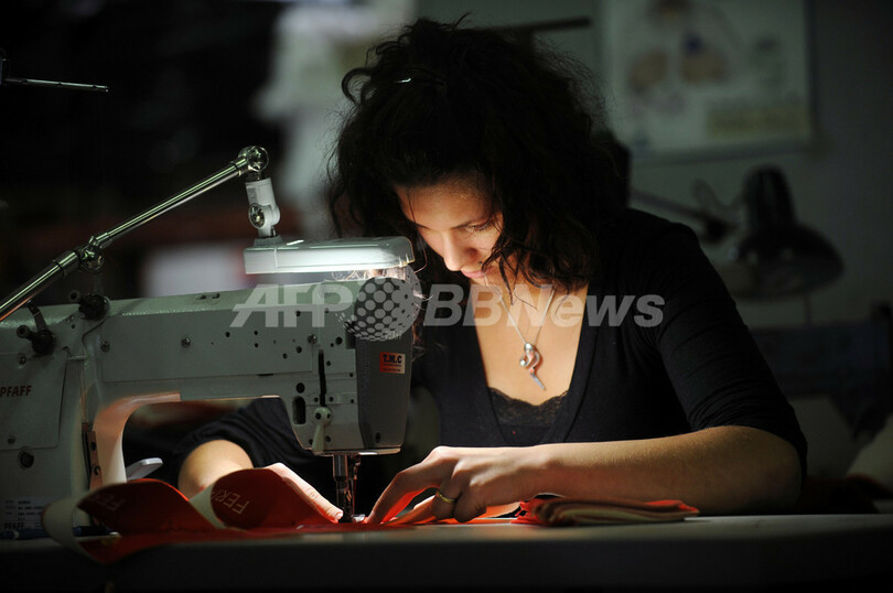 アジア人気が支えるフランスの伝統靴「エスパドリーユ」