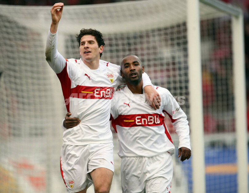 シュツットガルト ホームでハンザ・ロストックに快勝