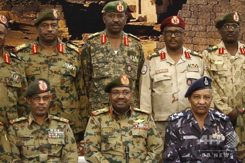 スーダン大統領、無許可集会の禁止を命令 ソーシャルメディア制限も