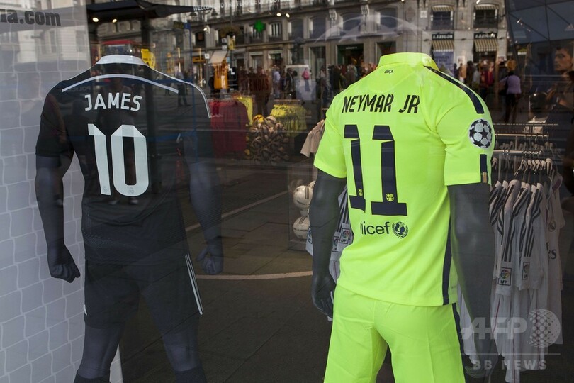 スアレスデビューにメッシの大記録、それぞれのクラシコ