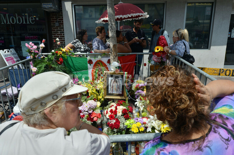 道端のイチョウに「聖母マリア」出現？米ウェストニューヨーク