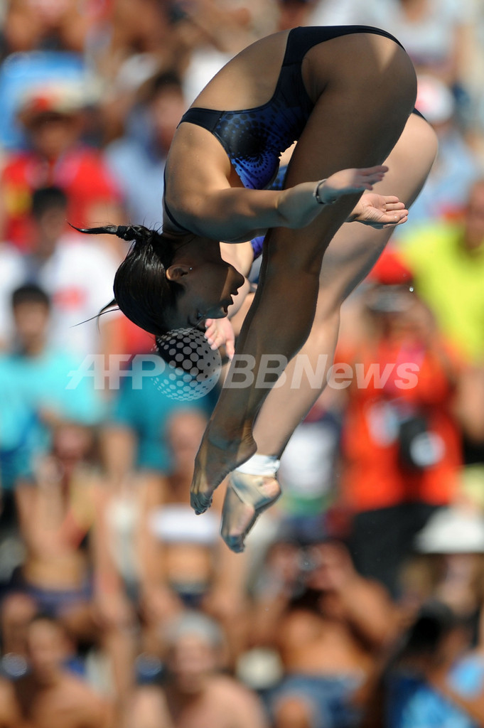 郭晶晶／呉敏霞組 3メートルシンクロナイズド板飛込みで優勝、世界水泳