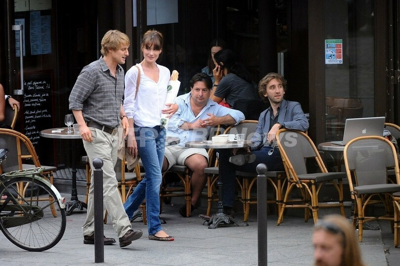 カーラ夫人、ウディ・アレン監督作で演技デビュー