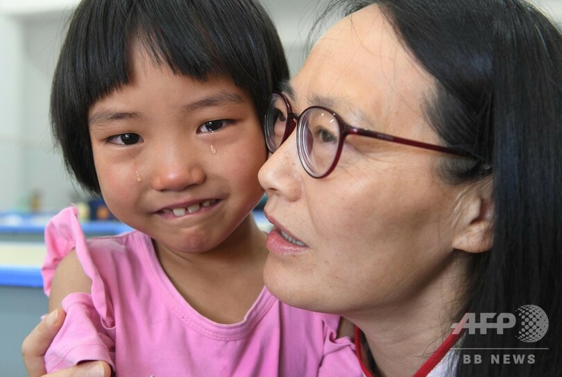 中国で「事実上の孤児」が50万人 関係機関が支援に本腰