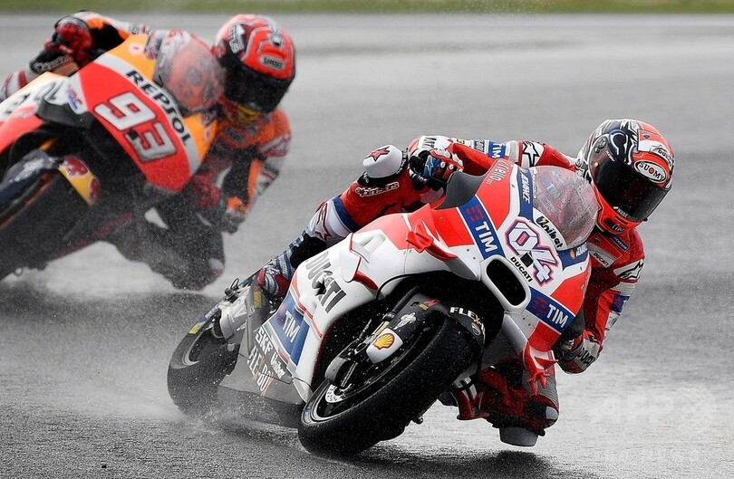 ドビツィオーゾがロッシ抑え7年ぶりの勝利、マレーシアGP