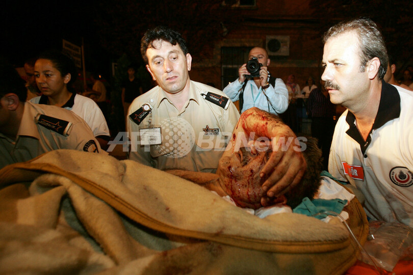 トルコ・イスタンブールで連続爆発、17人死亡、150人以上負傷