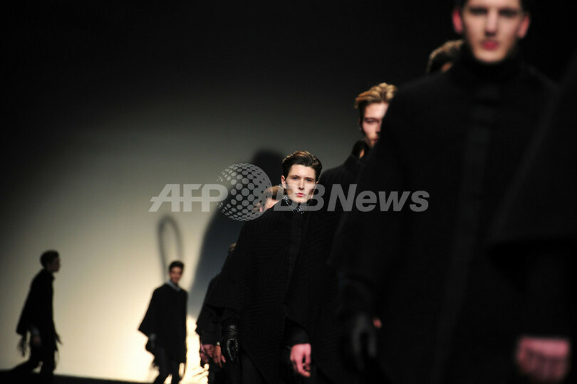 ＜12/13年秋冬ミラノ・メンズコレクション＞ロベルト・カヴァリ